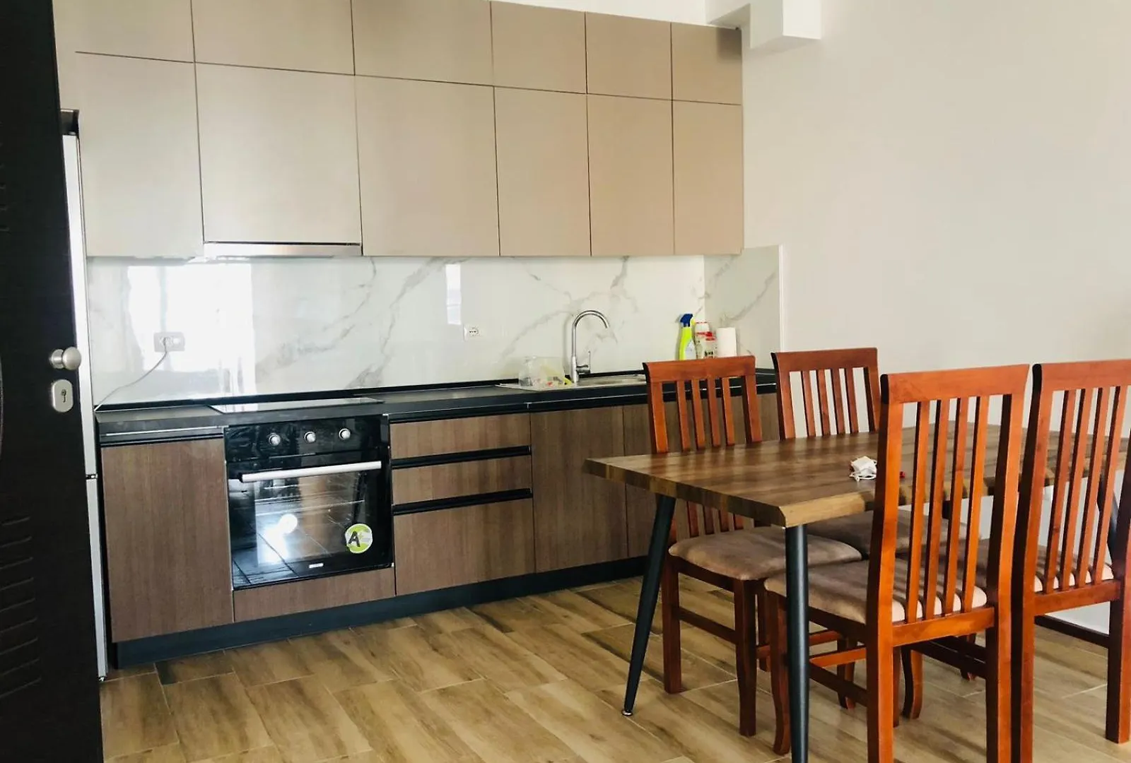 Apartament Me Qira Vlorë